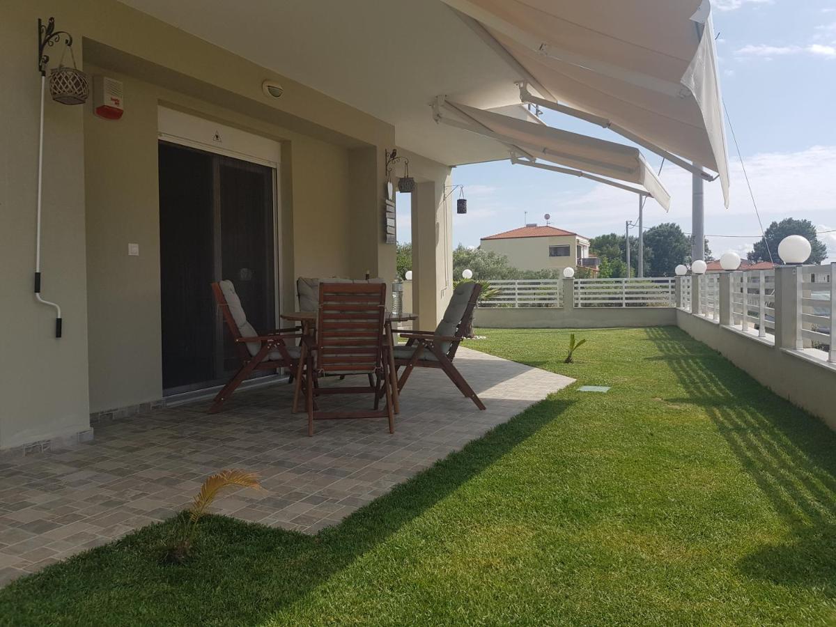 Mango Apartment Nikiti  Exterior photo